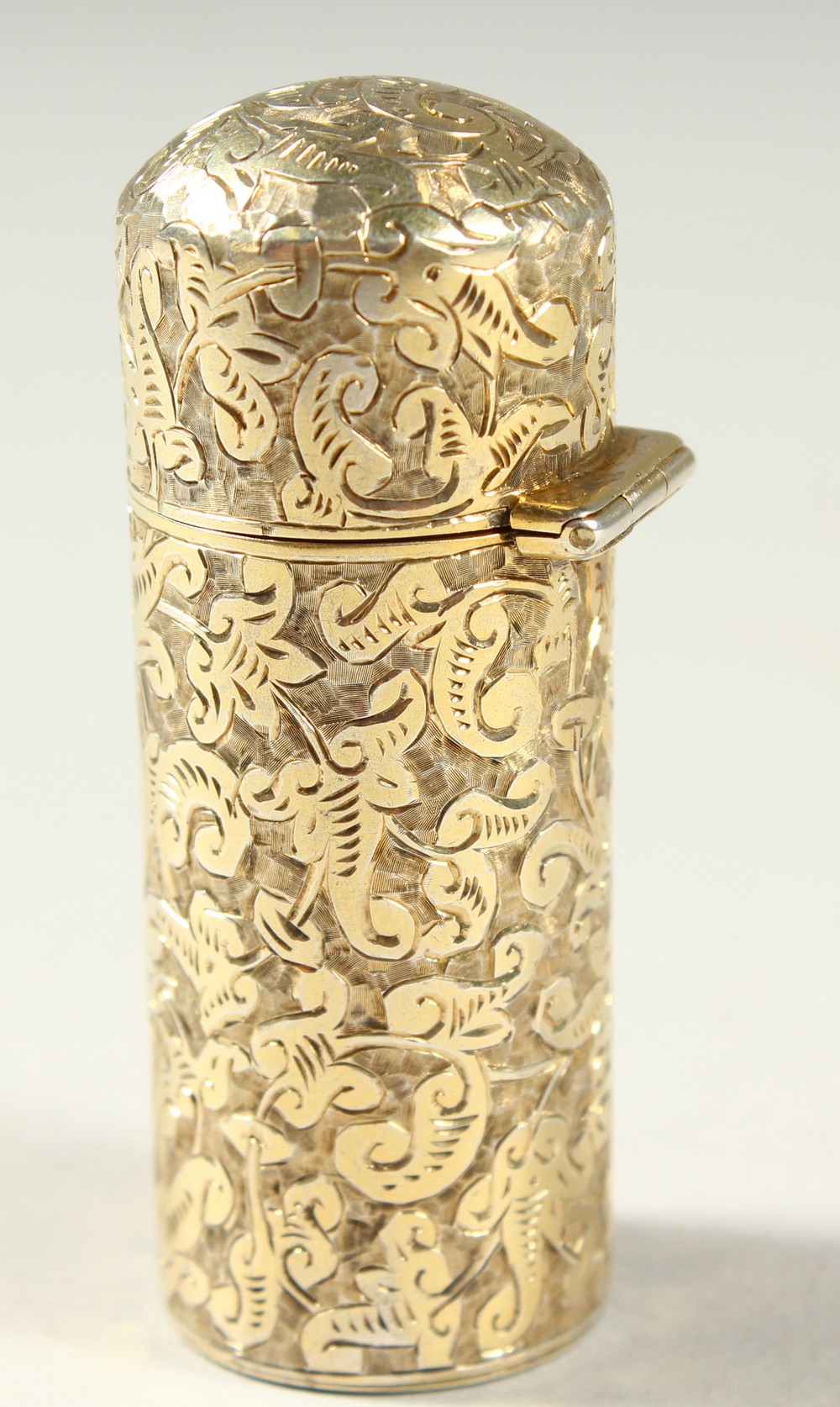 A GOOD VICTORIAN SILVER GILT ENGRAVED DAUM SHAPED SCENT BOTTLE with glass stopper. Chester 1888. 5. - Image 3 of 7