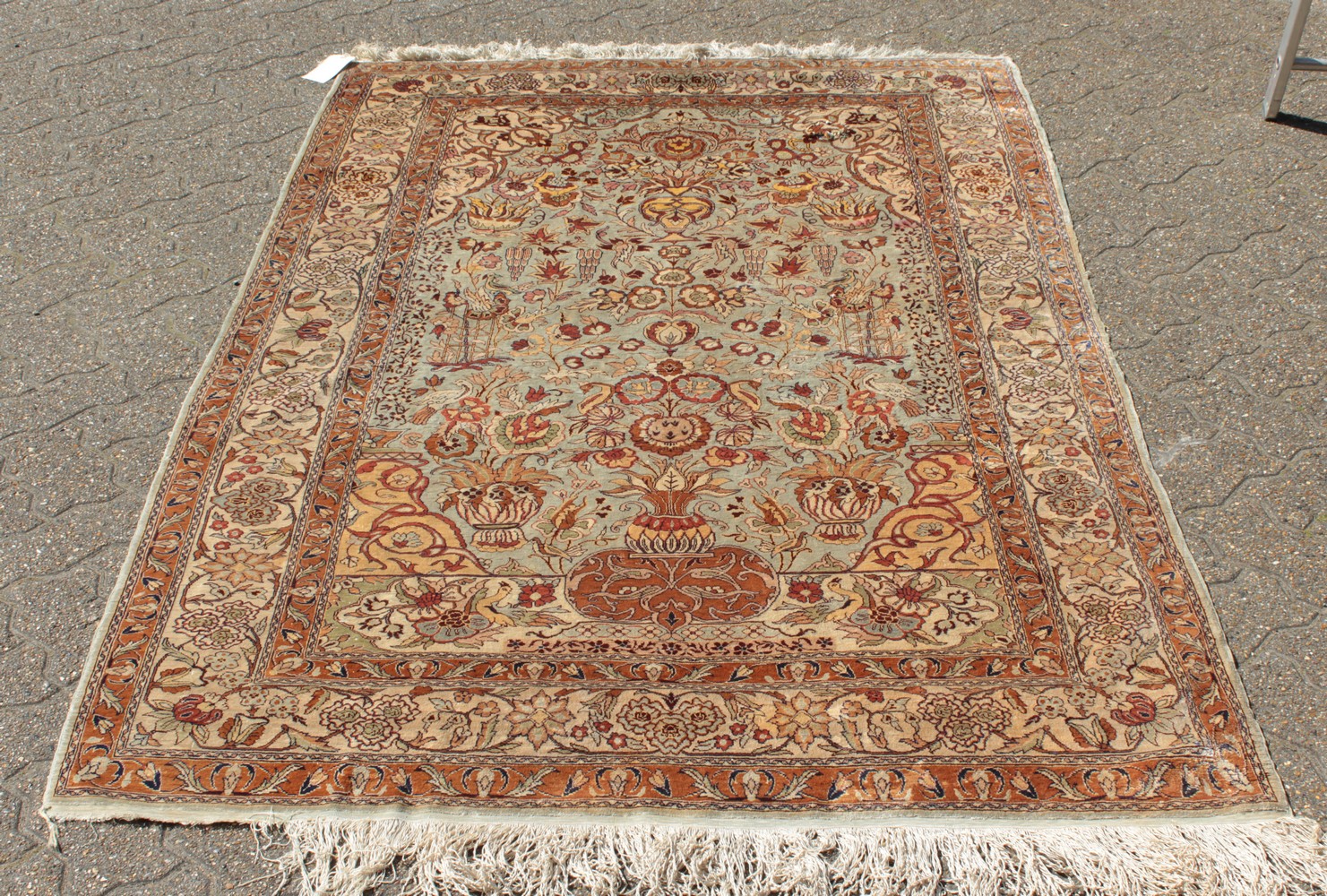 A FINE TURKISH SILK RUG with allover pattern of birds and flowers. 6ft 10ins x 4ft 3ins. - Image 16 of 17