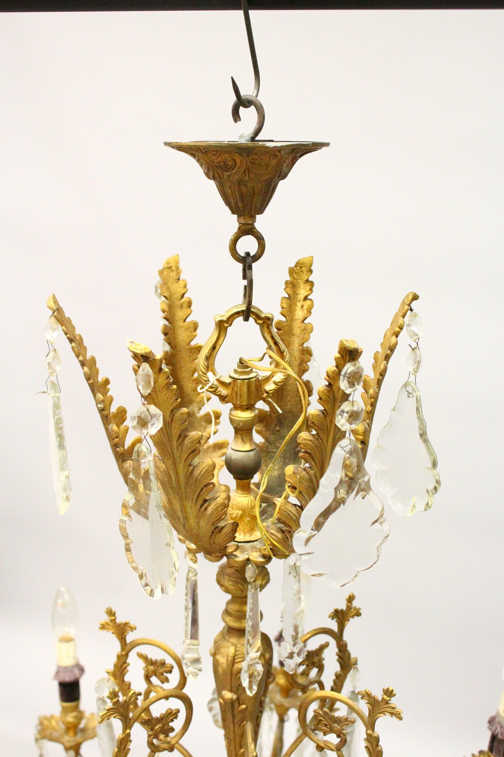 A LARGE LOUIS XVITH DESIGN GILT METAL EIGHT BRANCH CHANDELIER with over 200 cut crystal drops. - Image 2 of 12