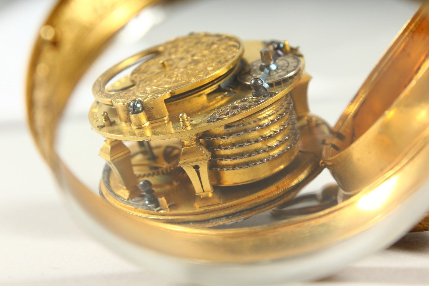 A VERY GOOD EARLY 18TH CENTURY FRENCH ONION WATCH by JOLLY, PARIS, with verge movement, the face - Image 9 of 11