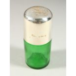 AN EDWARD VII PLAIN GREEN GLASS SCENT BOTTLE with silver. Initialled H. M. B. complete with stopper.
