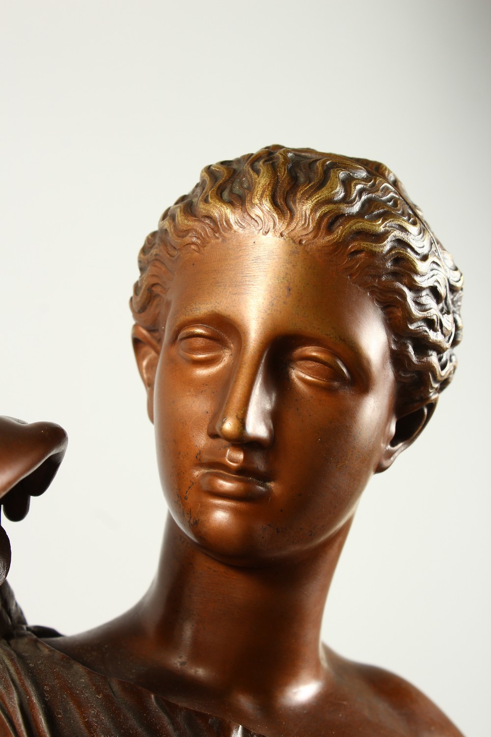 19TH CENTURY ITALIAN SCHOOL. A STANDING BRONZE OF A CLASSICAL LADY on a square base. 68cms high. - Image 4 of 9