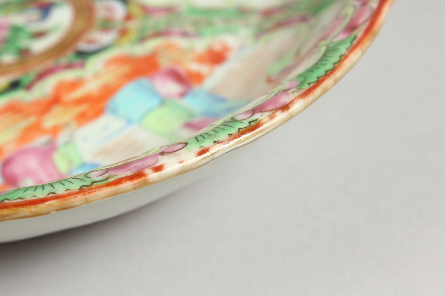 A CANTON OVAL DISH with four panels of birds, butterflies and flowers. 10ins wide. - Image 6 of 8