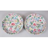 A PAIR OF 19TH / 20TH CENTURY CHINESE FAMILLE ROSE MILLEFLEUR PORCELAIN DISHES, with thousand