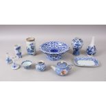 A MIXED LOT OF 19TH / 20TH CENTURY CHINESE / JAPANESE BLUE & WHITE PORCELAIN ITEMS. (11)