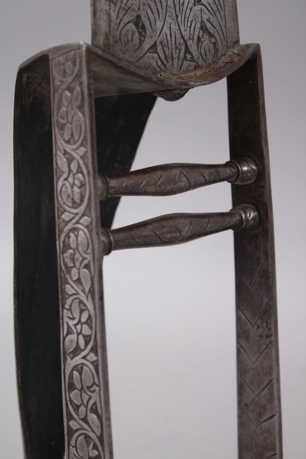 A LARGE 19TH CENTURY SOUTH INDIAN ENGRAVED STEEL HOODED KATAR, 52cm long. - Image 5 of 5