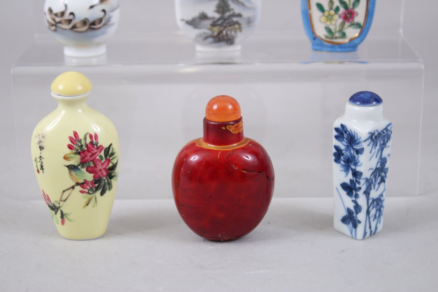 A MIXED LOT OF NINE 20TH CENTURY PORCELAIN SNUFF BOTTLES, consisting of some famille rose painted - Image 4 of 9