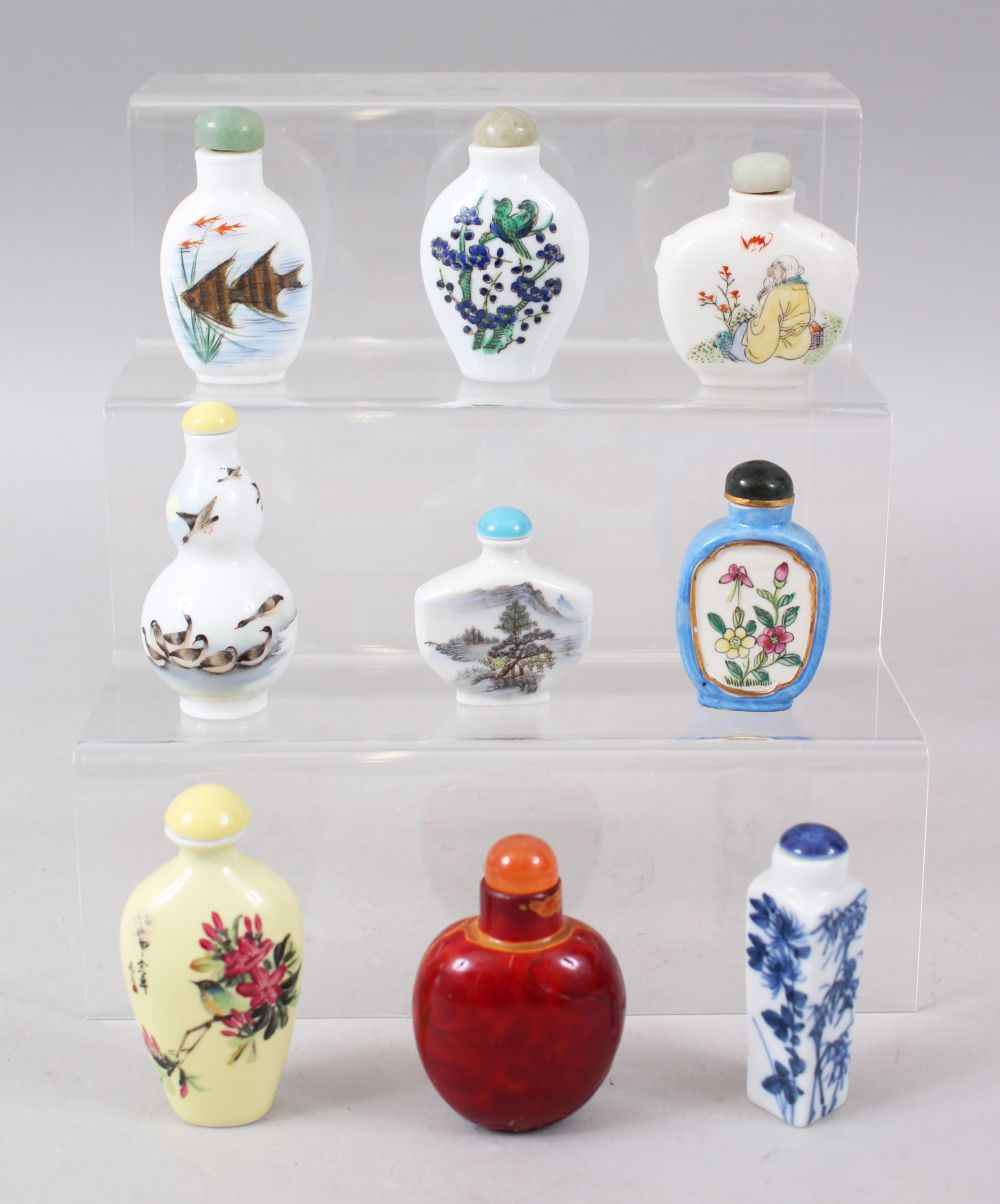 A MIXED LOT OF NINE 20TH CENTURY PORCELAIN SNUFF BOTTLES, consisting of some famille rose painted
