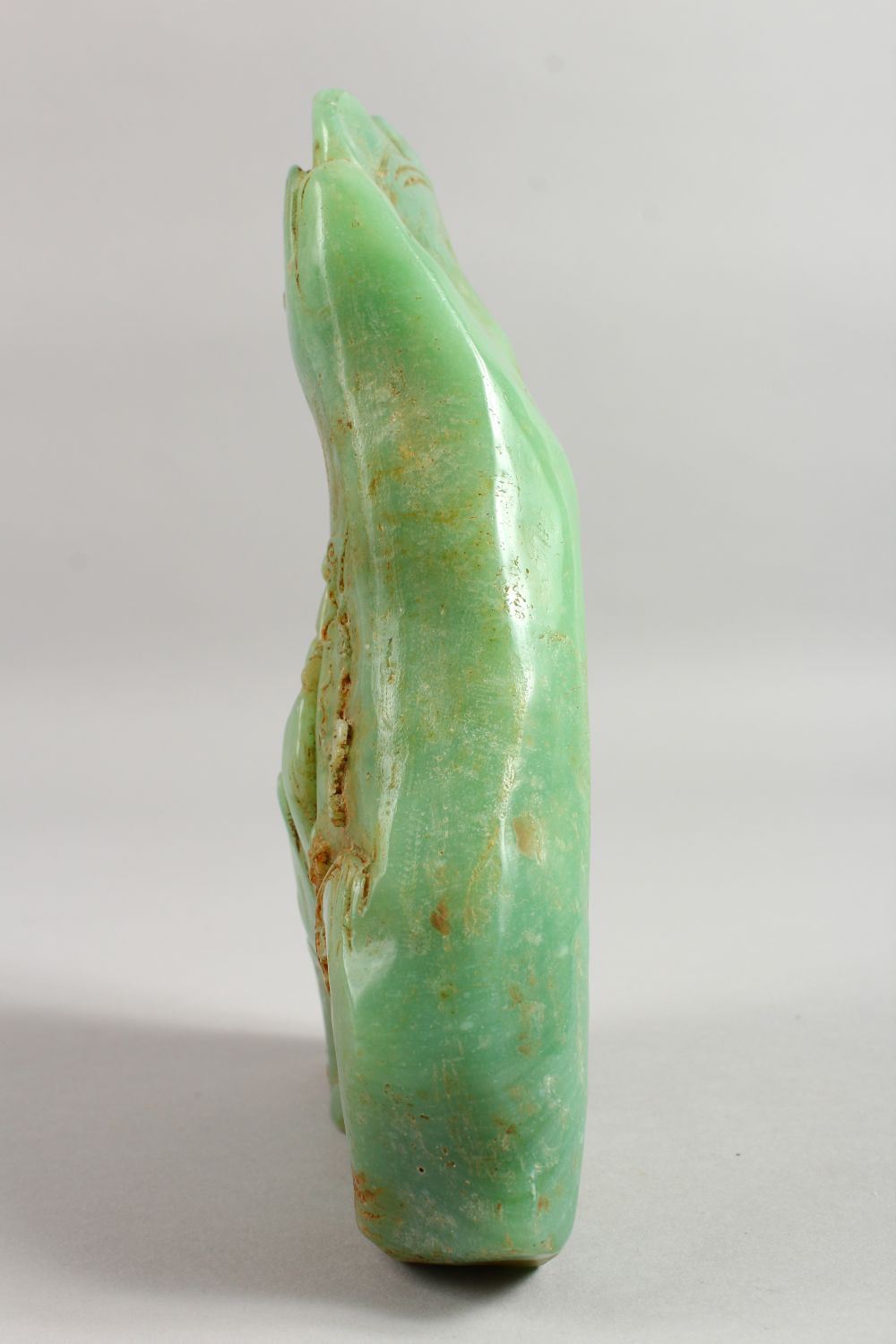 A CARVED GREEN STONE GROUP with four figures. 8.5ins high. - Image 5 of 8
