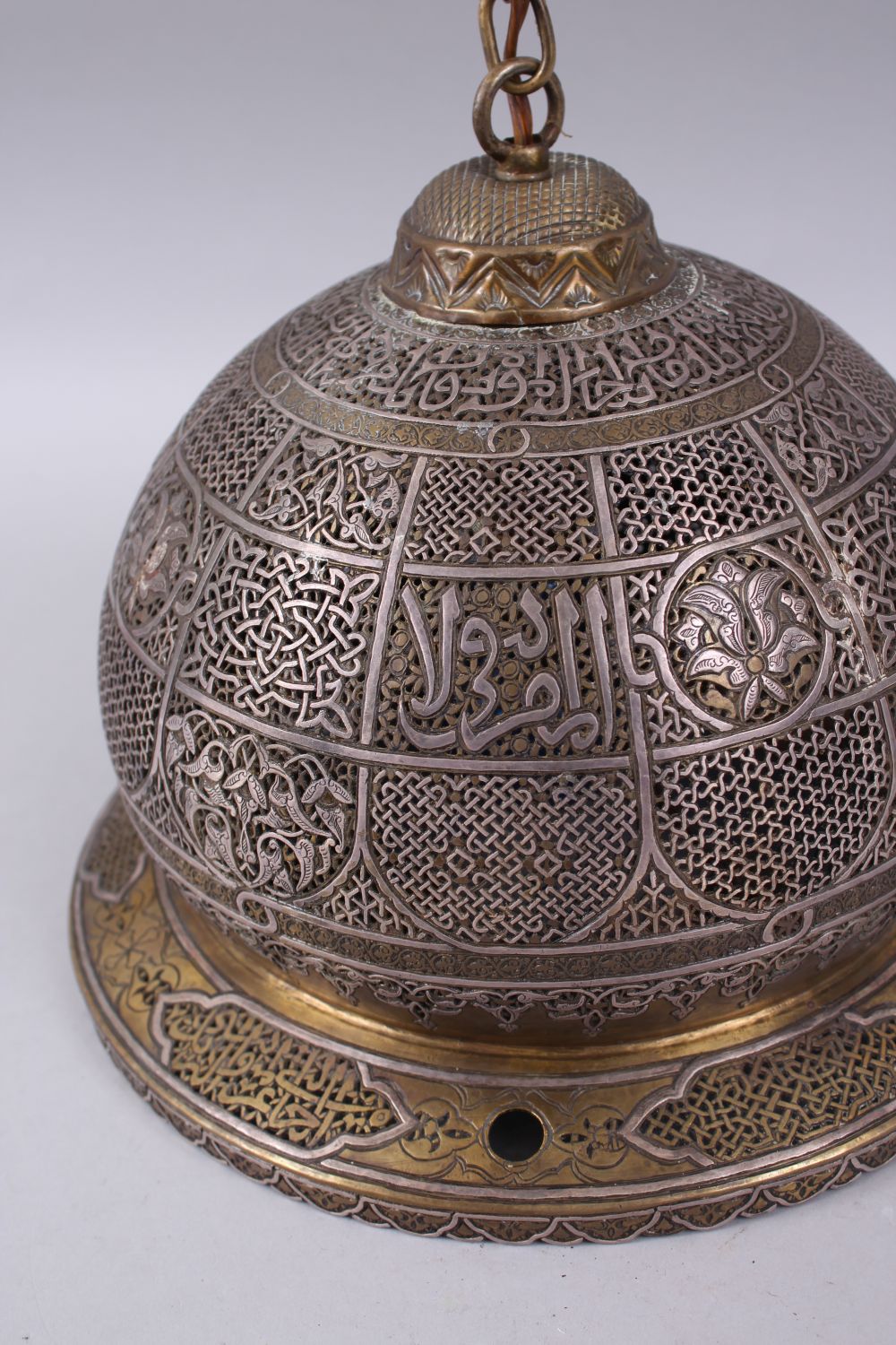 A 19TH CENTURY DAMASCUS MAMLUK REVIVAL SILVER INLAID HANGING LAMP converted to electricity, 29cm - Image 2 of 7