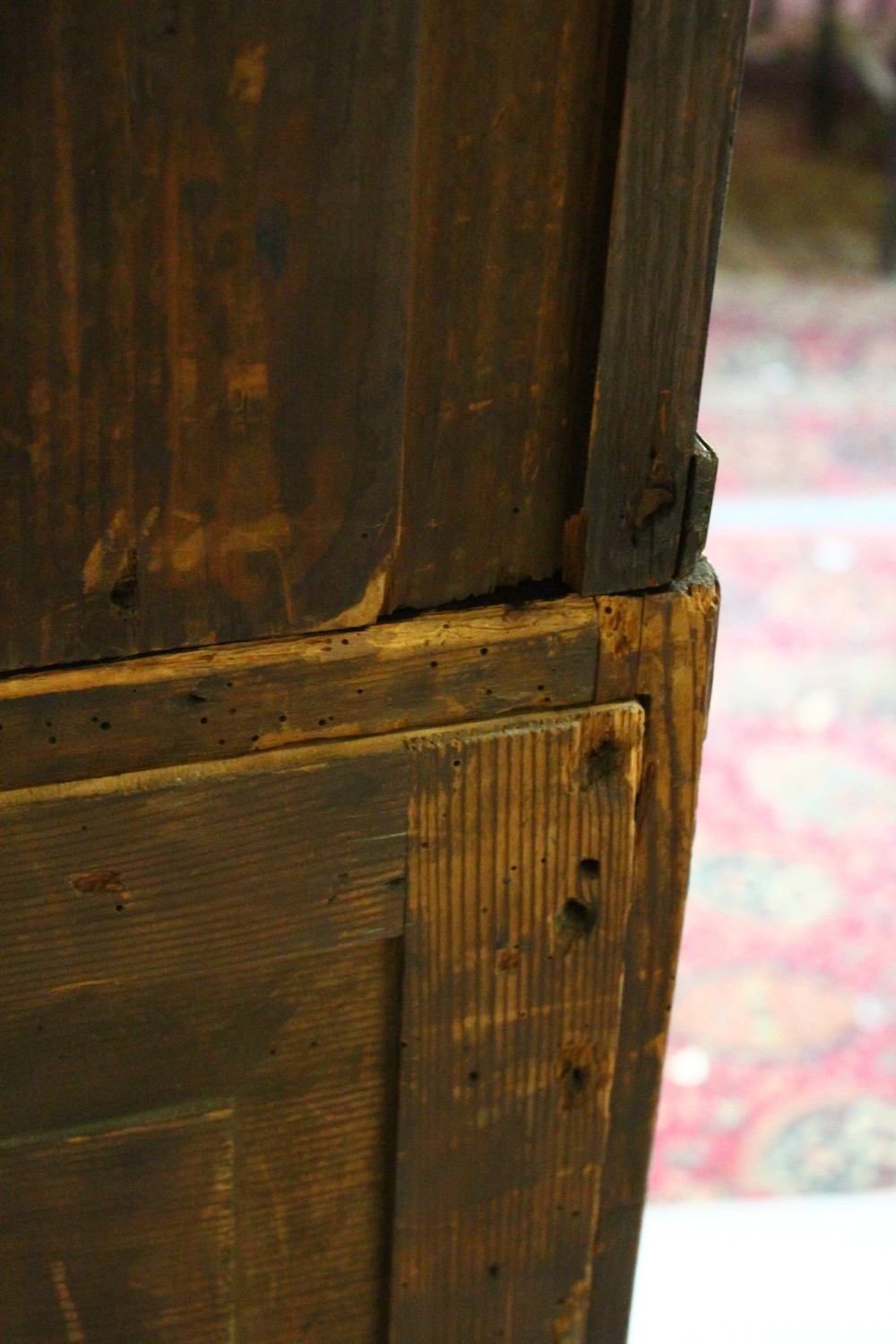 A 19TH CENTURY CONTINENTAL MAHOGANY CYLINDER BUREAU CABINET, the upper section with a central - Image 8 of 20