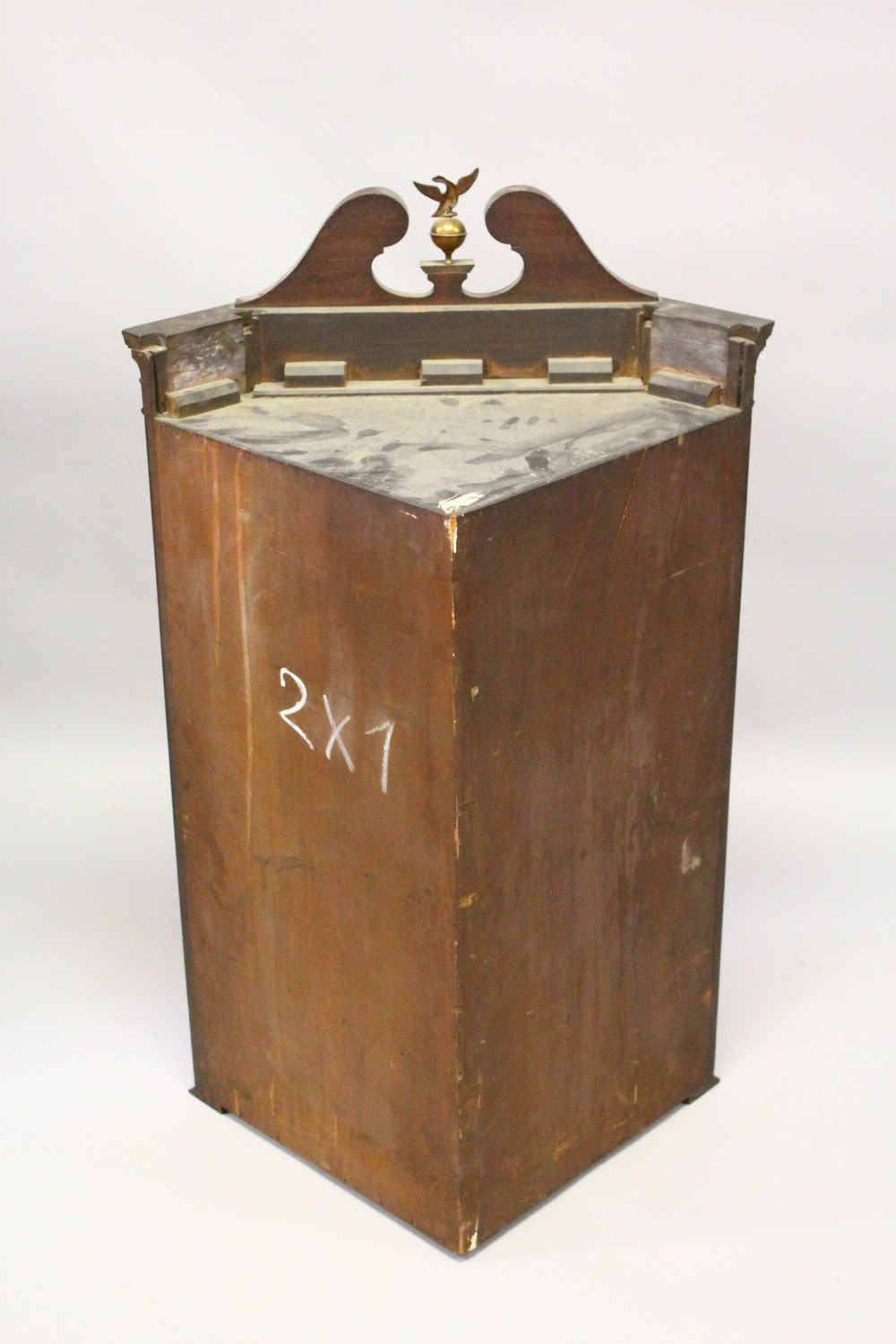 A GEORGE III DESIGN MAHOGANY CORNER CABINET, on associated stand, with pierced swan neck cresting, - Image 13 of 13