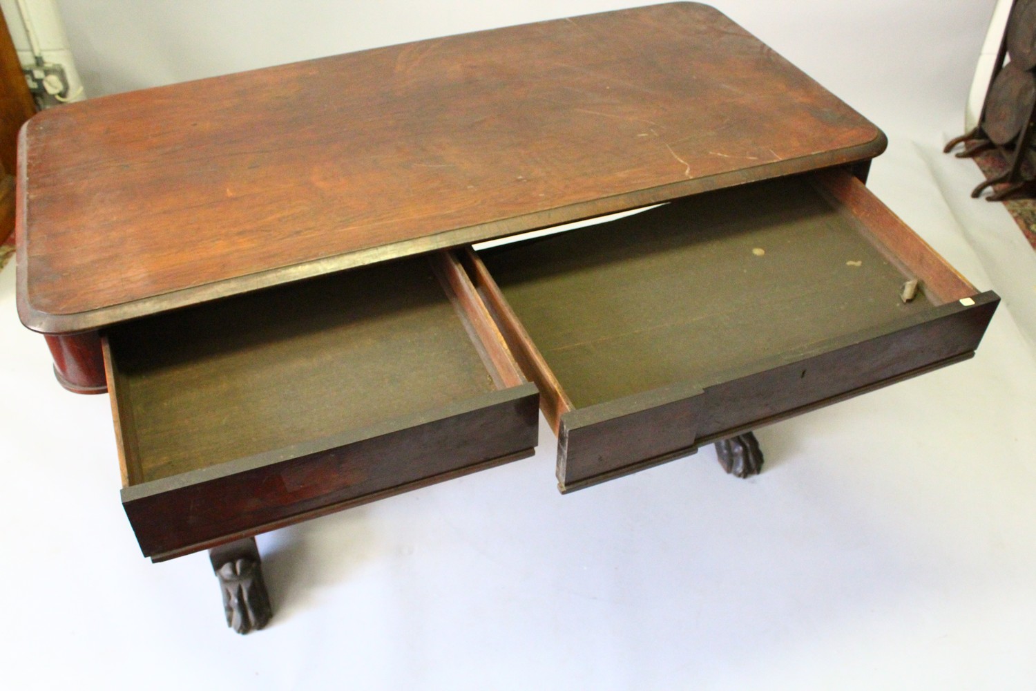 A REGENCY ROSEWOOD LIBRARY TABLE, with rounded rectangular top, the frieze drawers on turned - Image 4 of 5