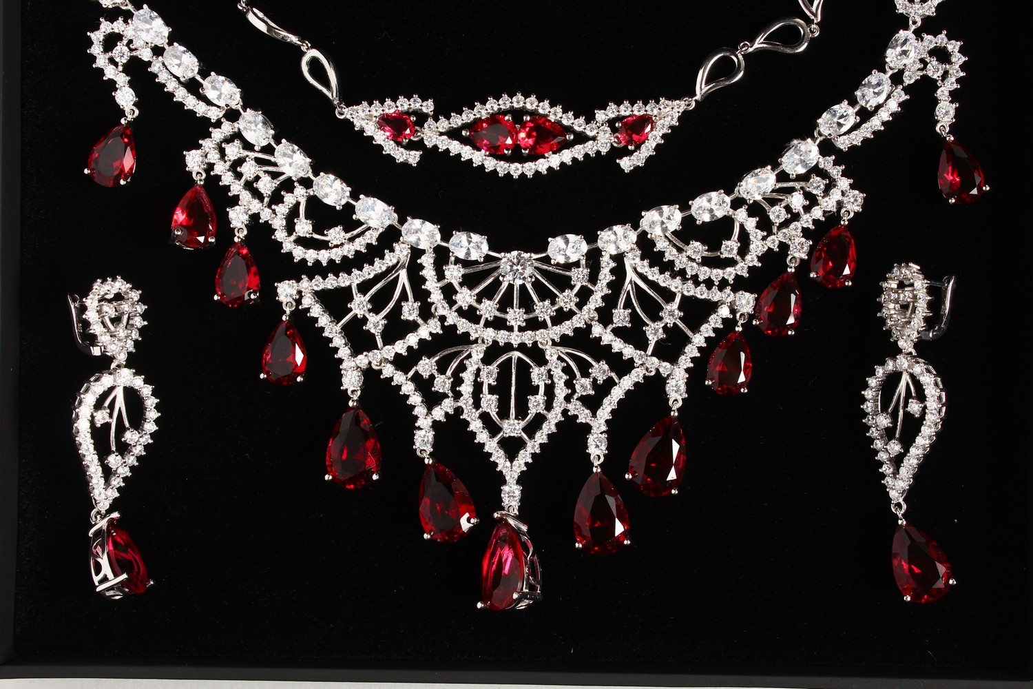 A SUPERB SILVER .925 DIAMOND AND RUBY PASTE NECKLACE. - Image 2 of 6