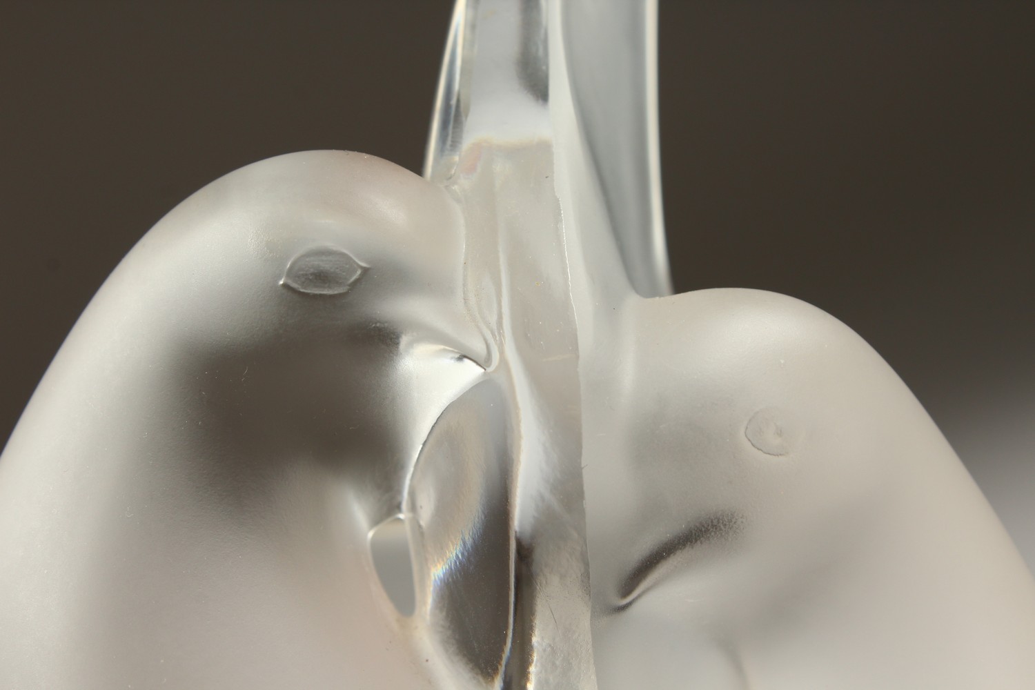 A LALIQUE FROSTED GLASS VASE "TWO ENTWINED DOVES". Etched R. Lalique, France. 8ins high. - Image 11 of 15