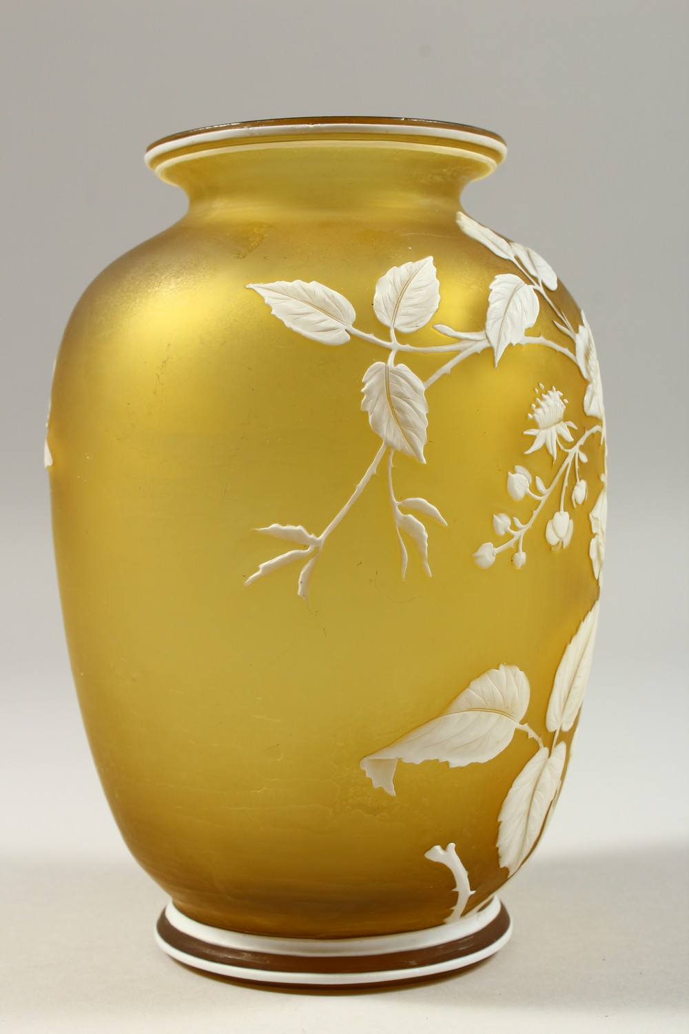 A GOOD YELLOW AND WHITE CAMEO GLASS VASE, with flowers and insects. 7ins high. - Image 10 of 15