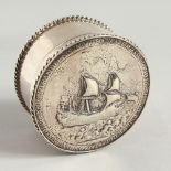 A FINE SILVER CIRCULAR PLAQUE, to commemorate the end of the war between the English and the Dutch