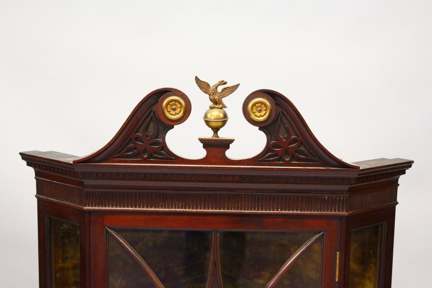 A GEORGE III DESIGN MAHOGANY CORNER CABINET, on associated stand, with pierced swan neck cresting, - Image 5 of 13