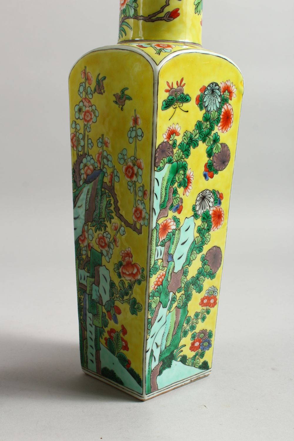 A GOOD PAIR OF 19TH CENTURY CHINESE FAMILLE JAUNE SQUARE TAPERING VASES painted with panels of - Image 4 of 9