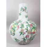 A LATE 19TH / EARLY 20TH CENTURY CHINESE FAMILLE ROSE PEACH BOTTLE SHAPED VASE, the body of the vase