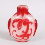 A GOOD 19TH / 20TH CENTURY CHINESE RED OVERLAY GLASS SNUFF BOTTLE, overlay upon broken ice ground to