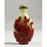 A RED OVERLAY SNUFF BOTTLE with birds, 7.5cm.
