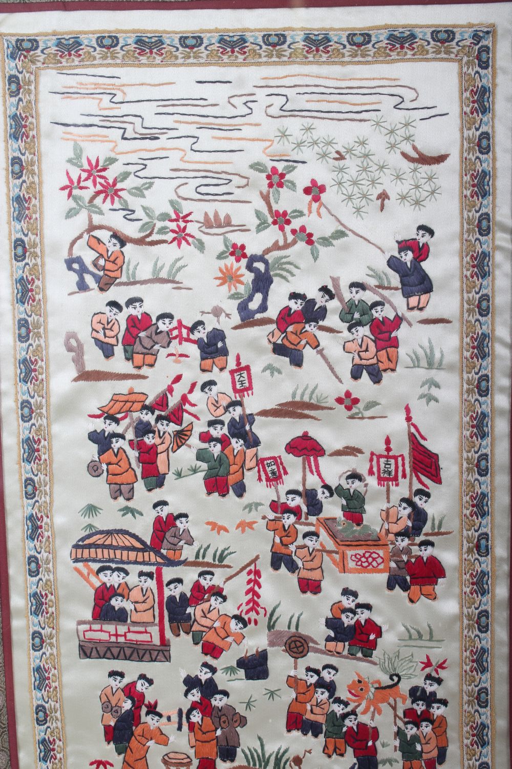 A LATE 19TH / EARLY 20TH CENTURY CHINESE EMBROIDERED SILK OF BOYS, the framed silk work depicting - Image 3 of 7