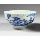 AN 18TH CENTURY VAUXHALL BOWL, painted with a man crossing a bridge in under-glaze blue (crack).