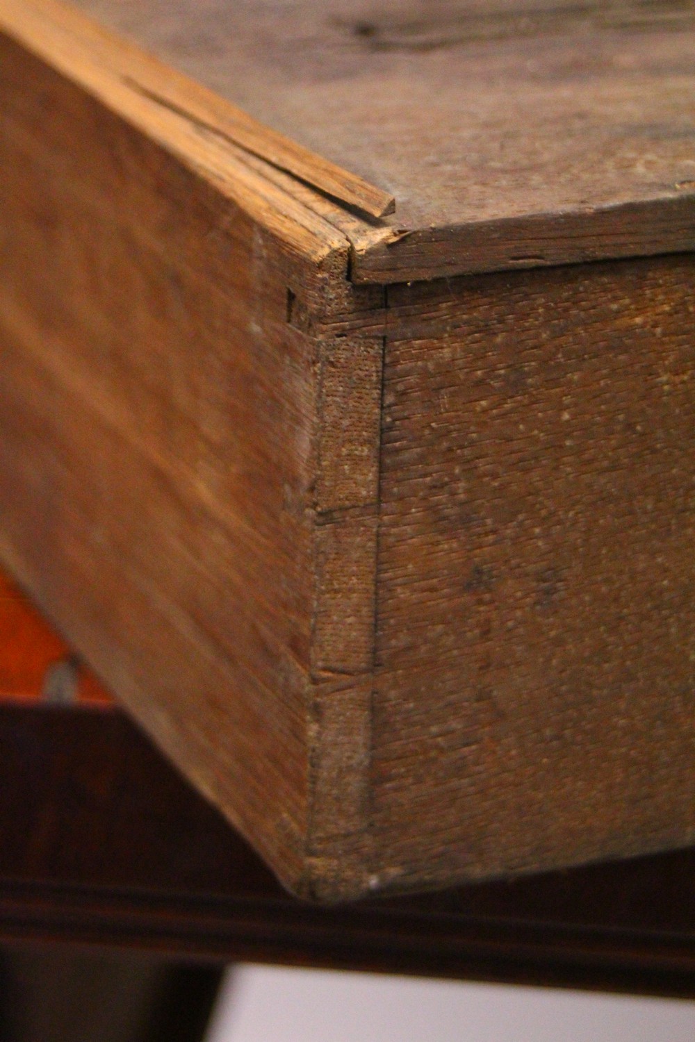 A 19TH CENTURY MAHOGANY AND SATINWOOD BANDED SERVING TABLE, with three frieze drawers having lion - Image 7 of 8