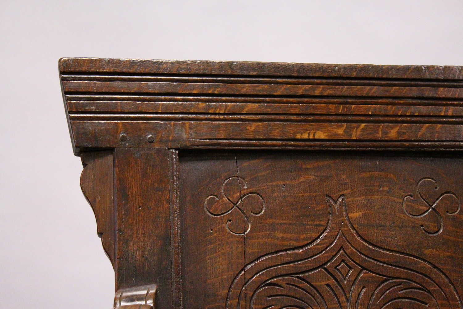 AN 18TH CENTURY OAK WAINSCOT ARMCHAIR, with carved back, solid seat and curving arms and turned - Image 3 of 11