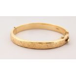 A 9CT GOLD BRACELET, 13gms.