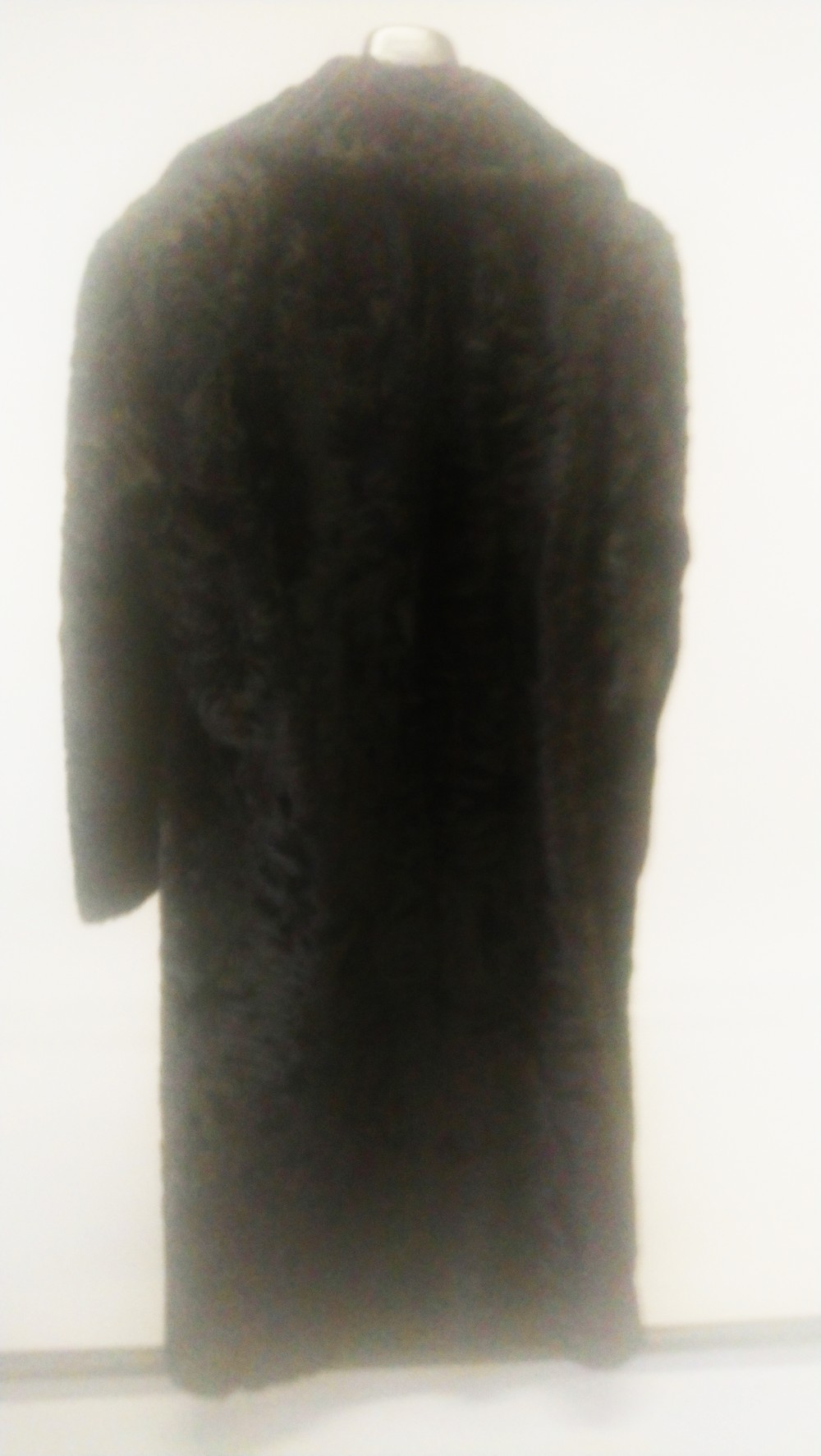 AN ALMA OF WIMBLEDON BLACK COAT. - Image 3 of 3