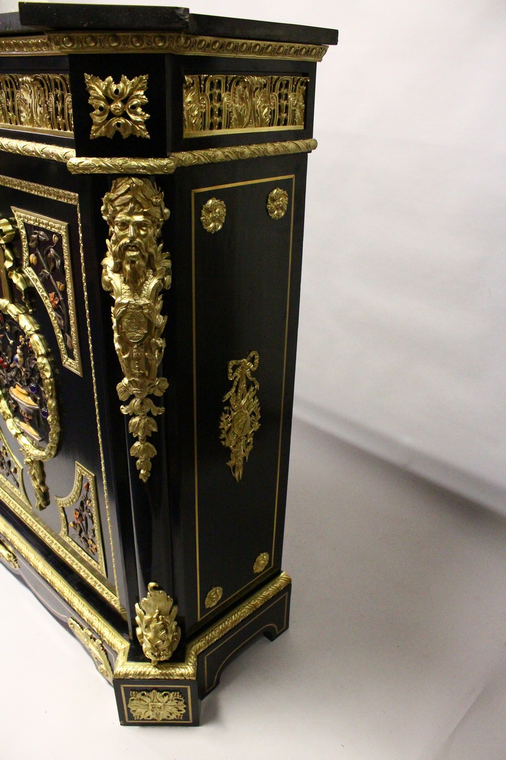 A SUPERB NAPOLEON III PIETRA DURA CABINET by BEFORT JEUNE, with black marble top stamped Befort - Image 25 of 85