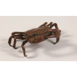 A MINIATURE JAPANESE BRONZE CRAB. 3.5ins wide.
