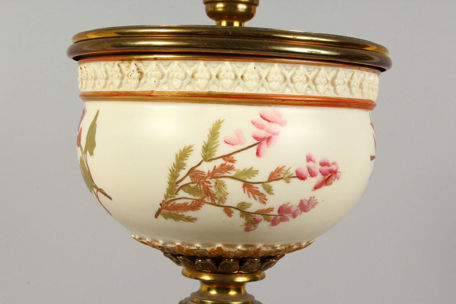 A GOOD BRASS CORINTHIAN COLUMN TABLE LAMP, possibly converted from an oil lamp, with Royal Worcester - Image 2 of 9