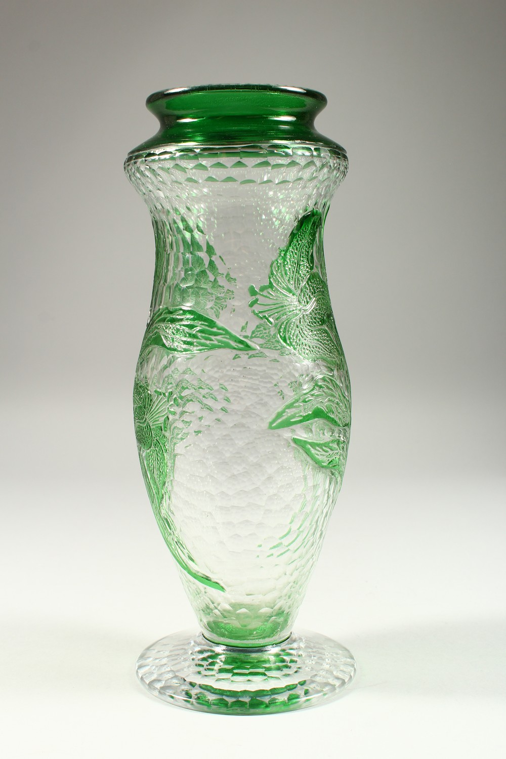 A FRENCH MOULDED AND CUT GLASS PEDESTAL VASE, with green floral decoration. 10.75ins high. - Image 4 of 8