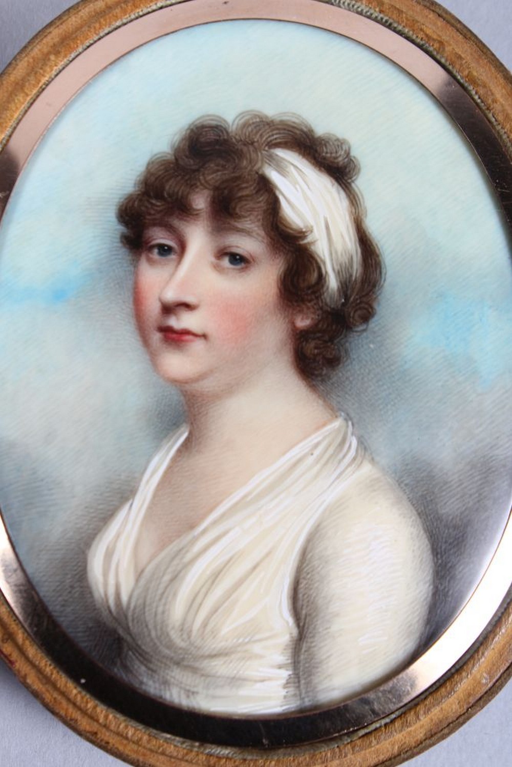 ANDREW PLIMER (1763 - 1837) A FINE OVAL PORTRAIT OF LADY GRAHAM, wearing a white headband and - Image 2 of 4