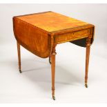 A GOOD EARLY 20TH CENTURY SATINWOOD, ROSEWOOD AND THUYA BANDED PEMBROKE TABLE, with a rounded