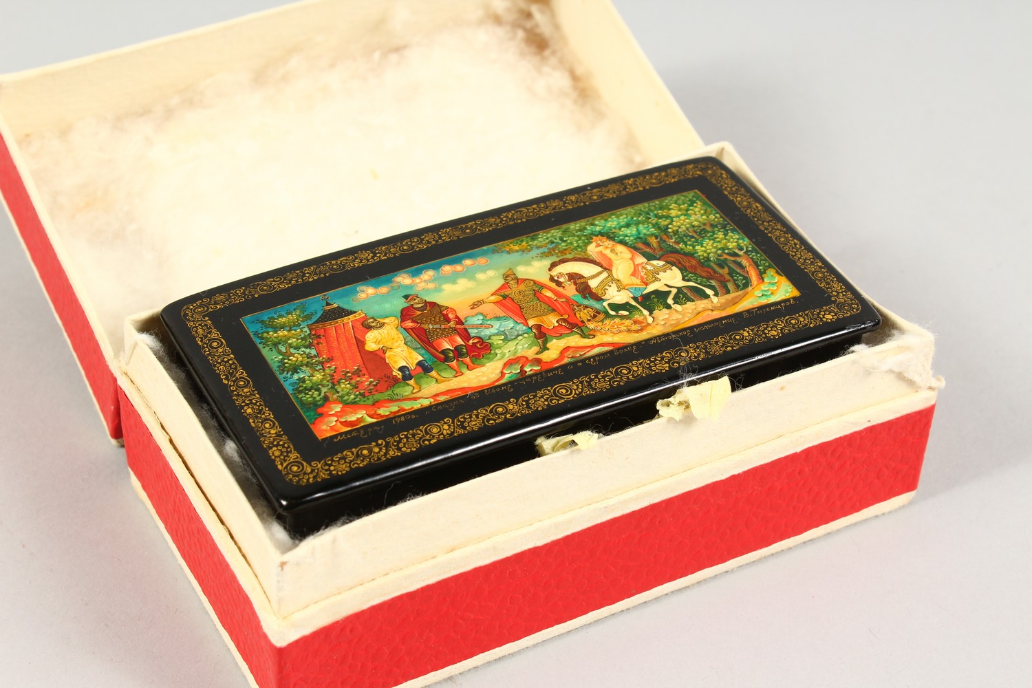 A RUSSIAN BLACK PAPIER MACHE BOX, "Knight and Lady on Horseback", in original cardboard box. 4. - Image 13 of 14