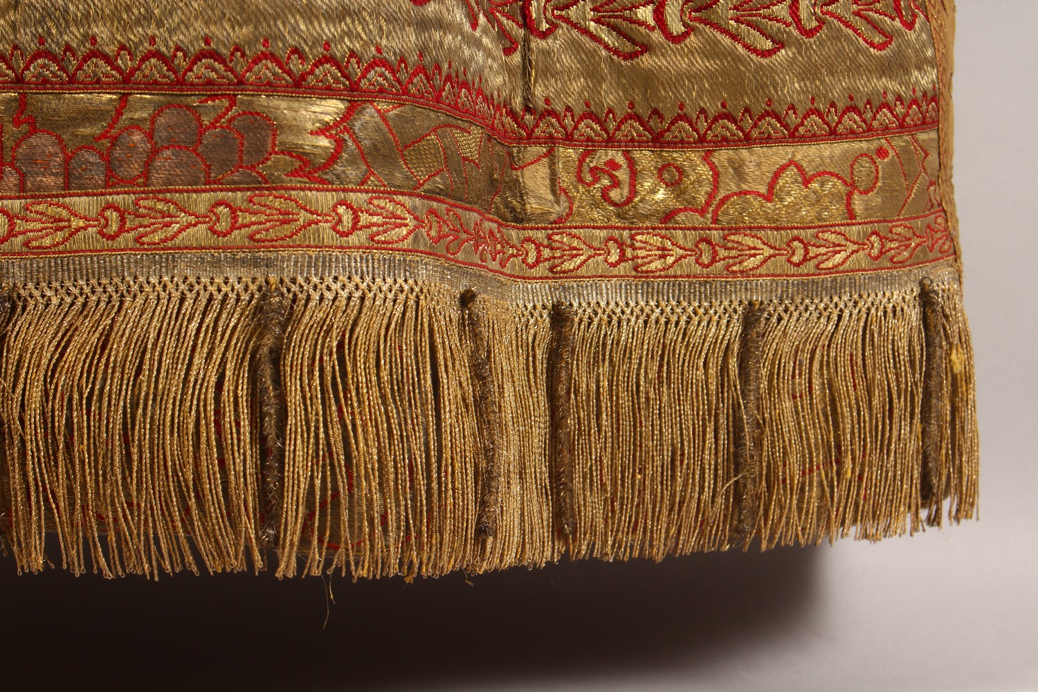 AN UNUSUAL EARLY 20TH CENTURY RUSSIAN COAT, with highly ornate gold thread embroidered decoration, - Image 19 of 22