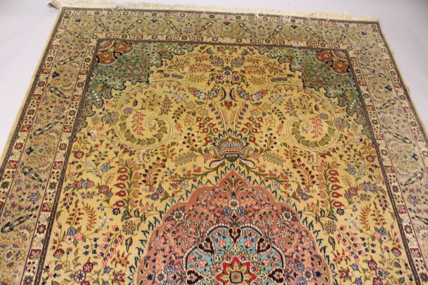 A GOOD PERSIAN CARPET, 20TH CENTURY, beige ground with central floral panel within a similar border. - Image 6 of 24