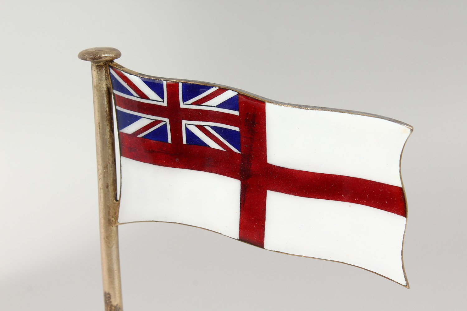 A PAIR OF SILVER PLATED AND ENAMEL PLACE NAME HOLDERS, modelled as white ensigns raised on - Image 2 of 15