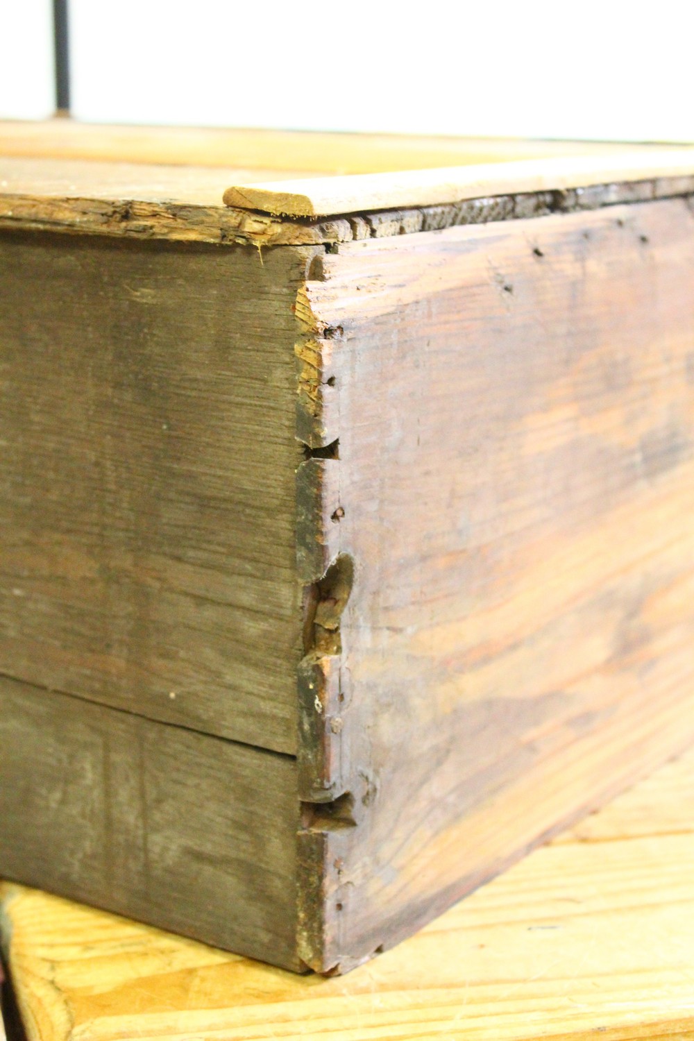 AN 18TH CENTURY OAK DRESSER, the upper section with three shelves and two cupboard doors, fitted - Image 12 of 14