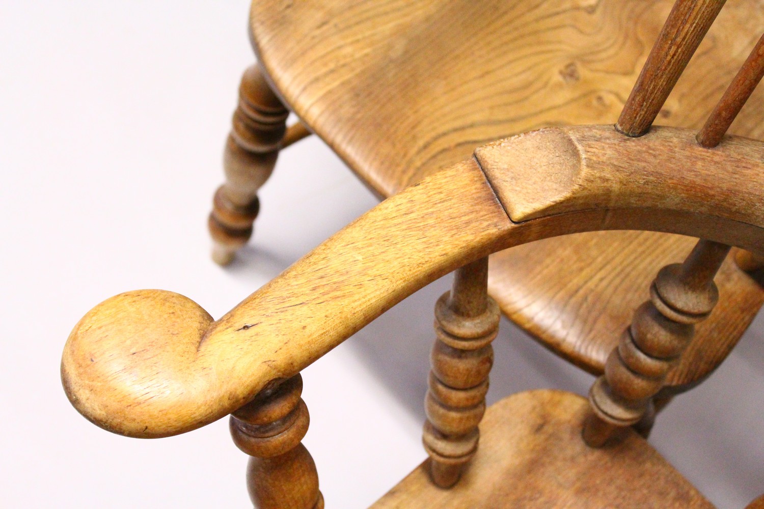 A GOOD SET OF FOUR 19TH CENTURY OAK WINDSOR HIGH BACK ARMCHAIRS. - Image 8 of 11