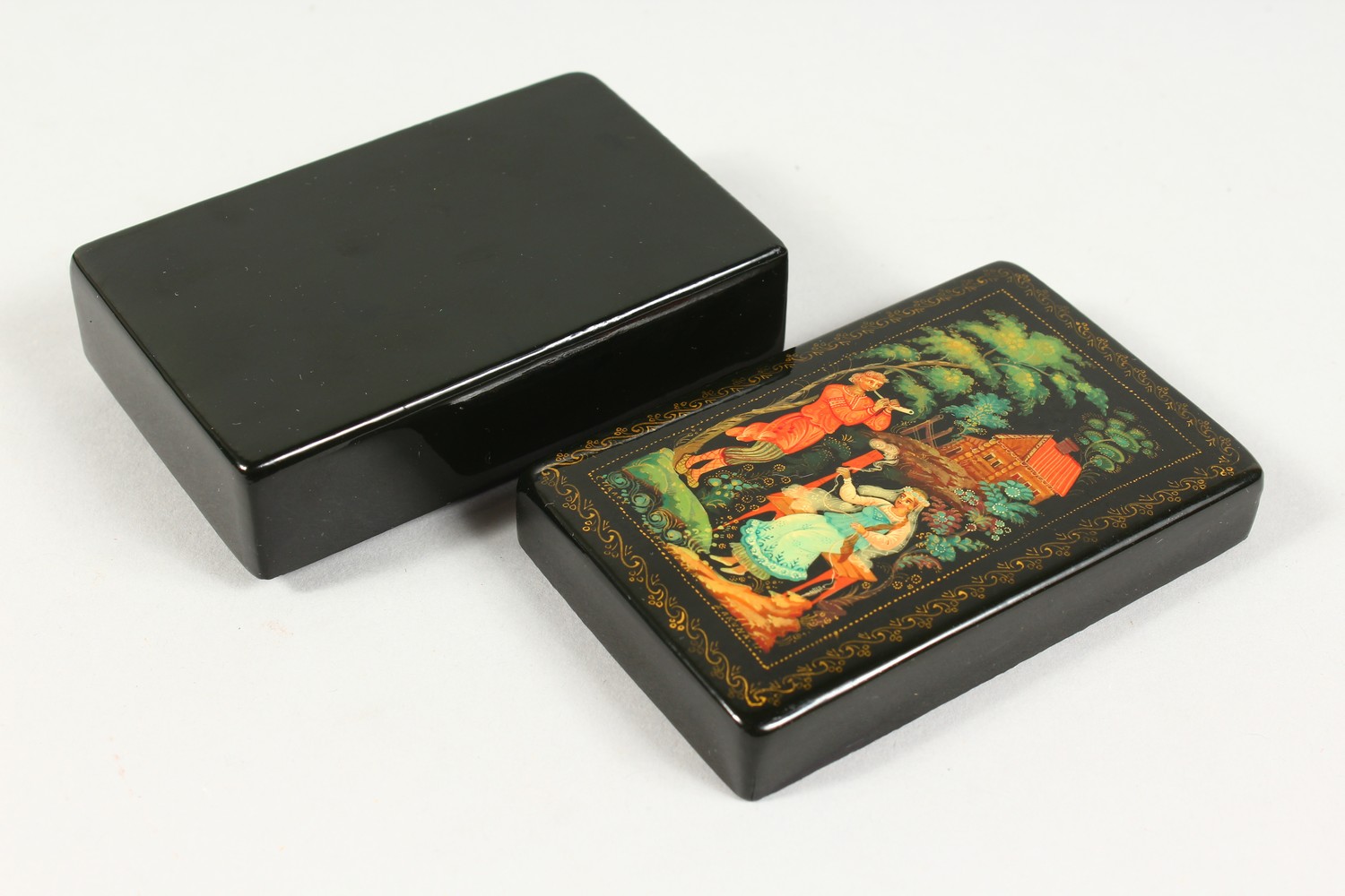 A RUSSIAN BLACK PAPIER MACHE BOX, "Shepherd and Shepherdess", in original cardboard box. 3.5ins x - Image 7 of 8