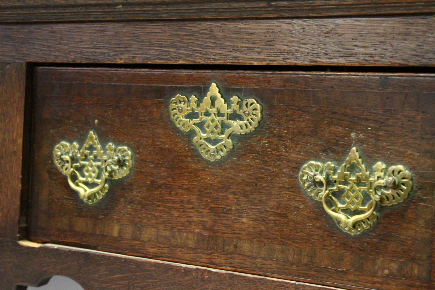 AN 18TH CENTURY OAK DRESSER, the upper section with three shelves and two cupboard doors, fitted - Image 11 of 14