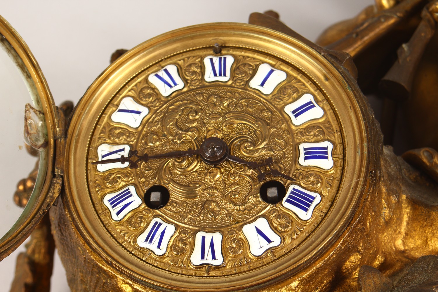 A 19TH CENTURY FRENCH ORMOLU MANTLE CLOCK, with eight-day movement striking on a bell, enamelled - Image 11 of 14
