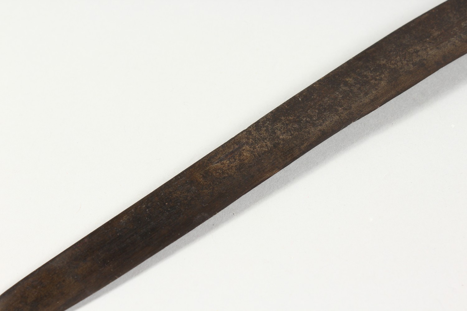 A 19TH CENTURY FRENCH FOLDING GARDENING KNIFE. 9.5ins long. - Image 4 of 6