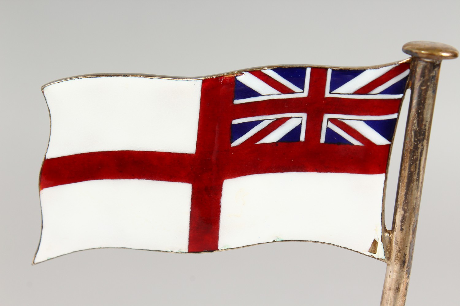 A PAIR OF SILVER PLATED AND ENAMEL PLACE NAME HOLDERS, modelled as white ensigns raised on - Image 10 of 15