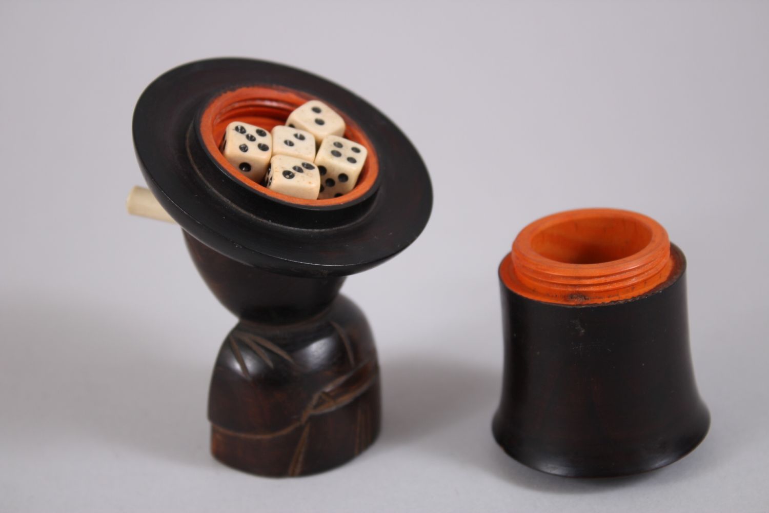 A JAPANESE KOBE TOY NOVELTY DICE SHAKER, as a gentleman wearing a top hat, pop out ivory eyes, his - Image 4 of 4